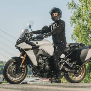 Lahjakortti asfalttikurssille